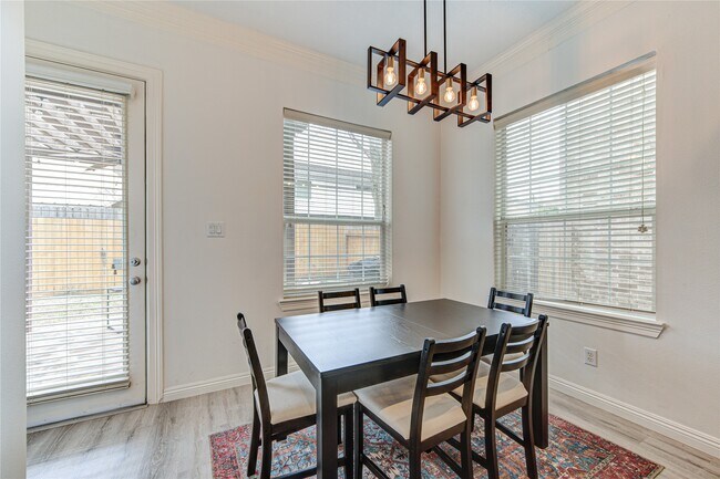 Building Photo - 1131 Sopris Dr