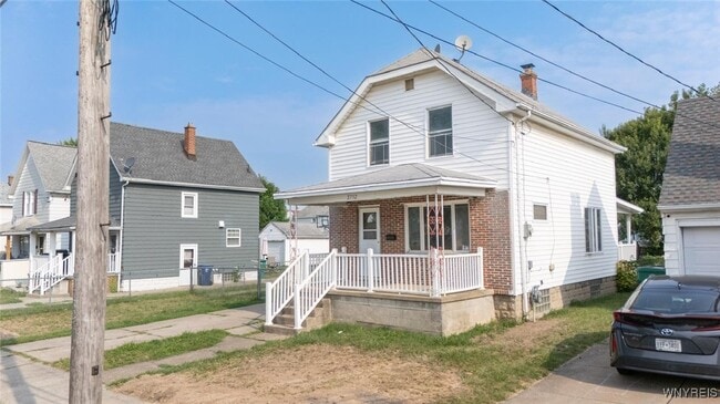Building Photo - 2732 South Ave