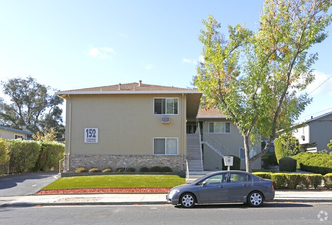 Building Photo - 152 Towne Ter