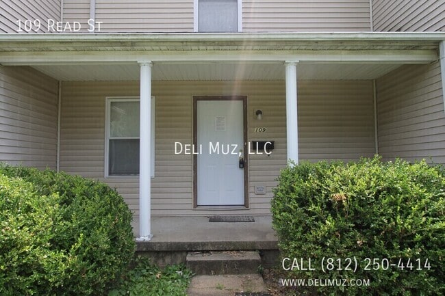 Building Photo - 109 Read St