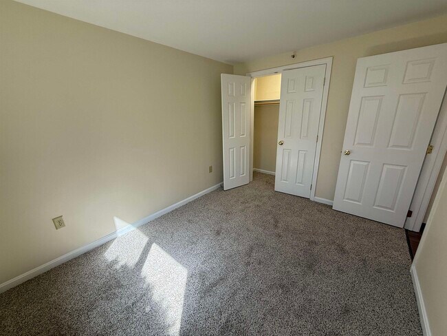 Building Photo - 93 West St