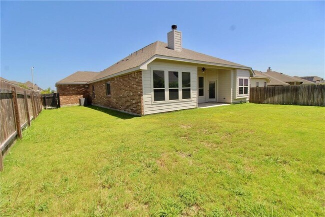 Building Photo - 1100 Arvada Dr