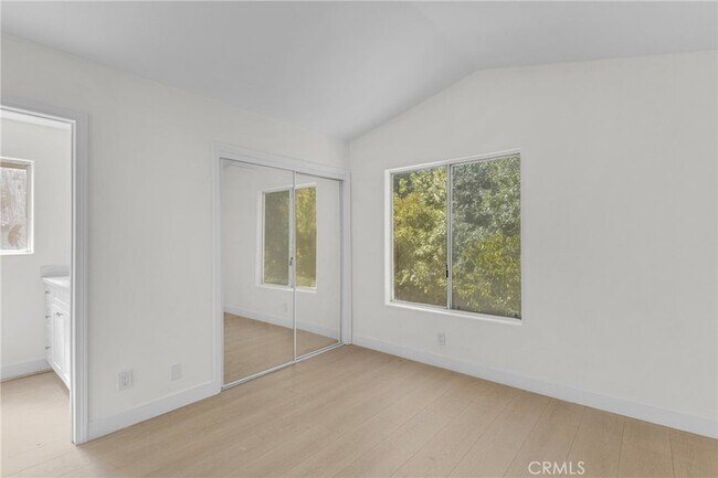 Building Photo - 23234 Valerio St
