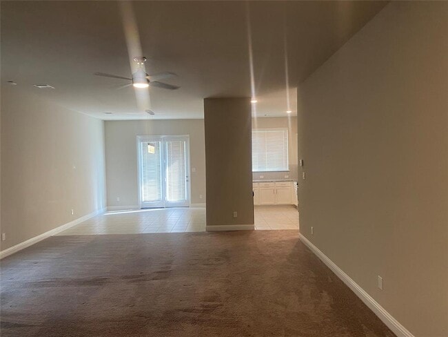 Building Photo - 4635 Bluestem Prairie Dr