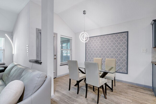 Building Photo - ***APPLICATION CURRENTLY UNDER REVIEW***Ga...