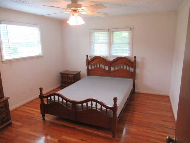 Building Photo - Charming All-Brick Ranch with Finished Bas...
