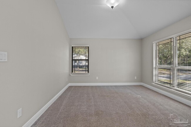 Building Photo - 5810 Red Cedar St