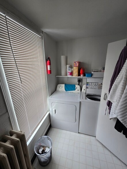 Building Photo - 45 Main St