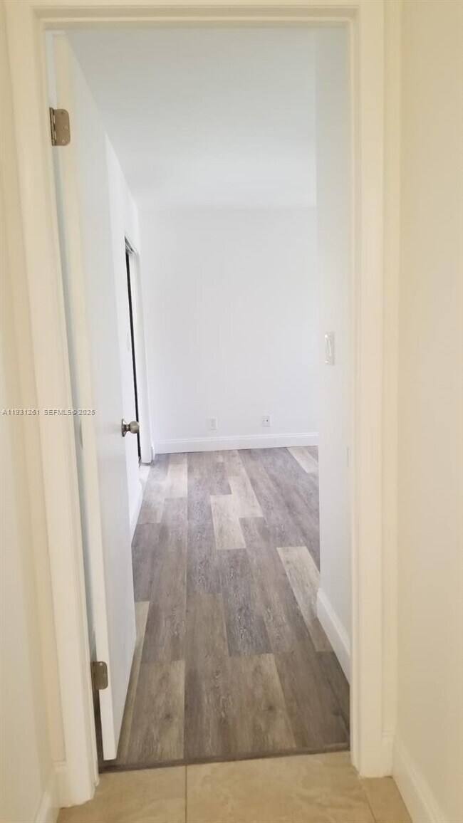 Building Photo - 10121 W Sunrise Blvd