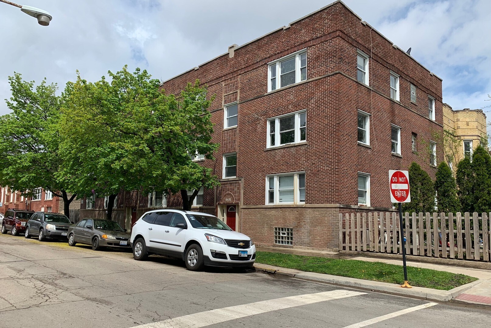 Building Photo - 4408 W Belden St
