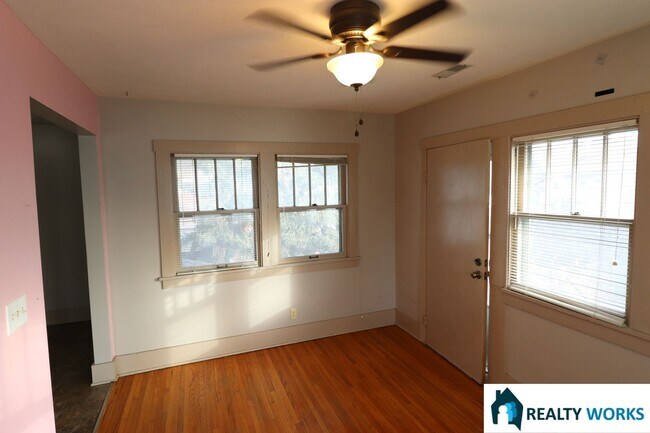 Building Photo - 2611 A St