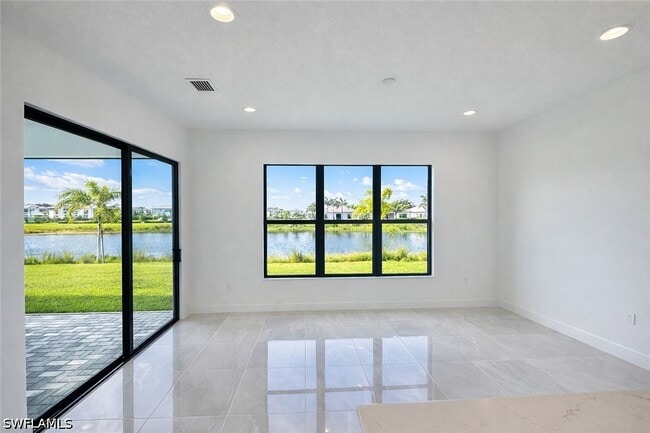 Building Photo - 12770 Woodbury Dr