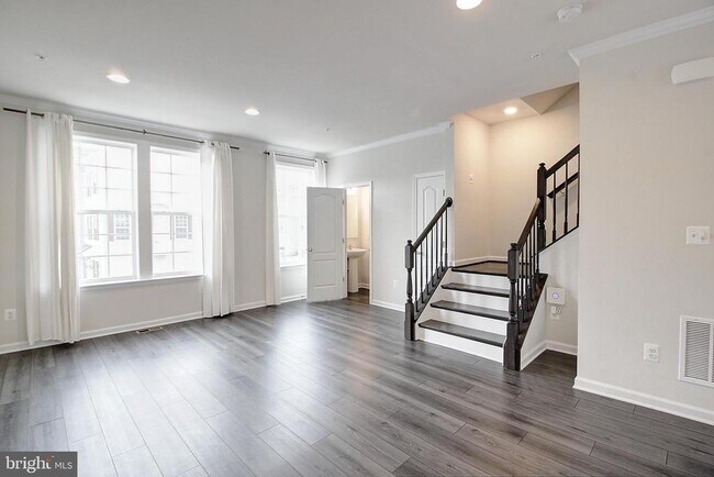 Building Photo - 3022 Osprey Way