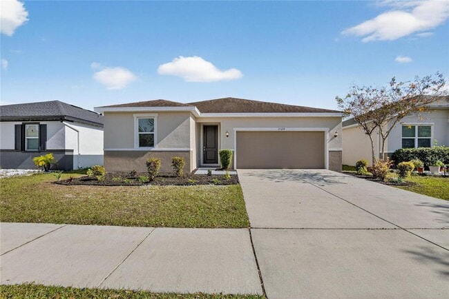 Building Photo - 11528 Southern Creek Dr