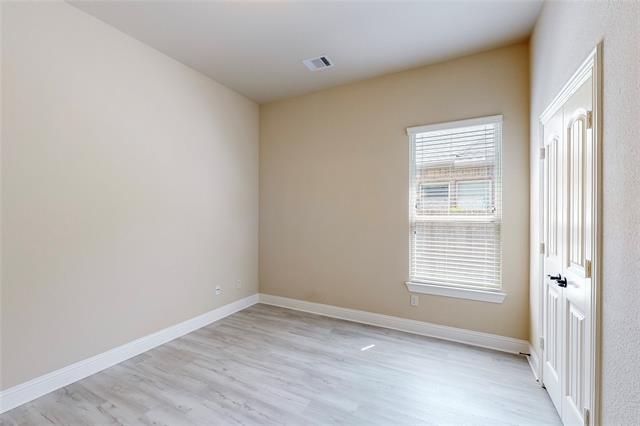 Building Photo - 10512 Wagon Wheel Way