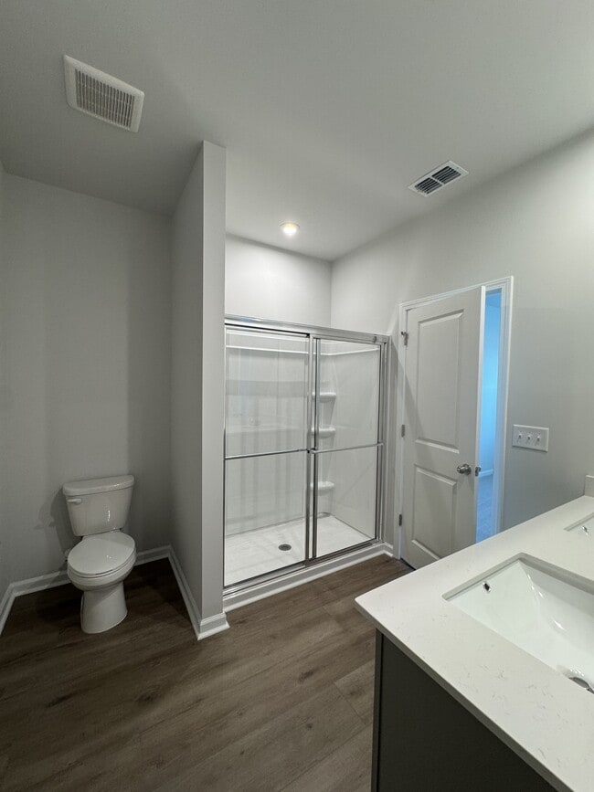 Building Photo - 3067 Visionary Dr