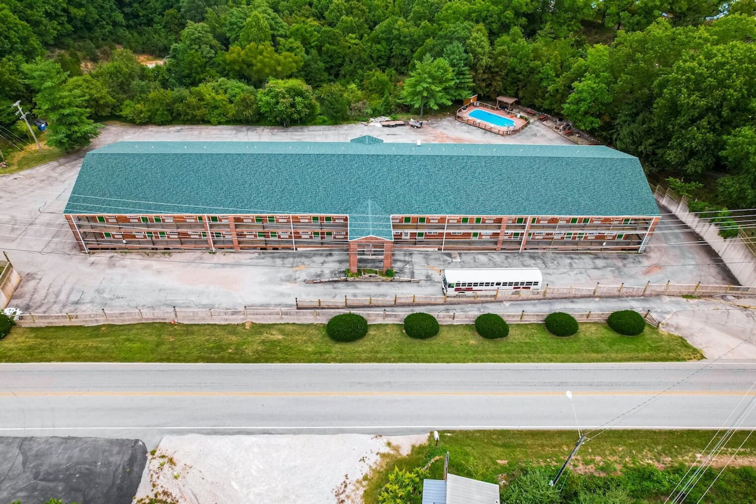 Building Photo - 1056 Indian Point Rd