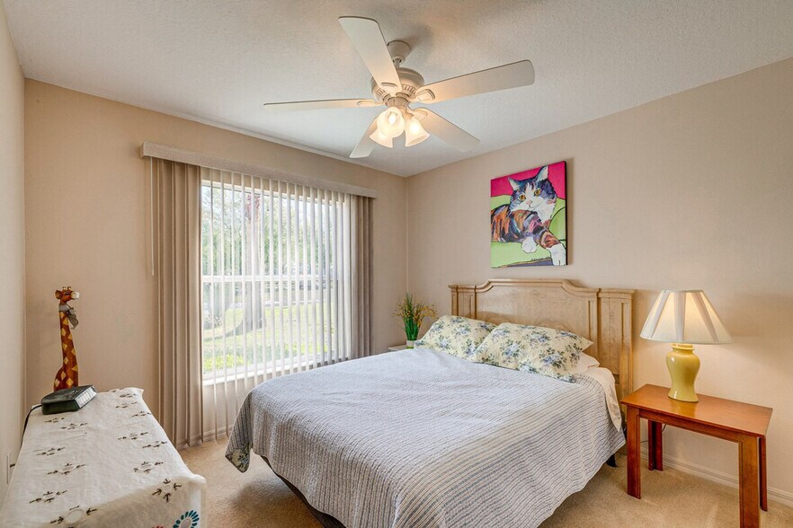 Building Photo - 15870 SW 16th Avenue Rd