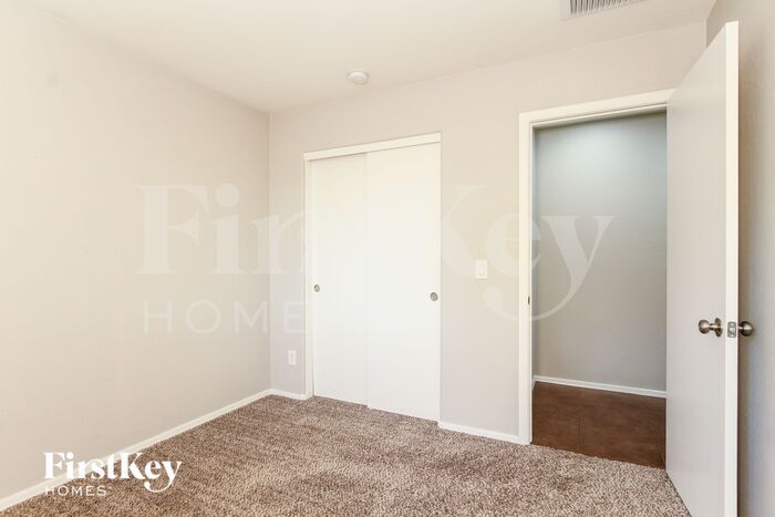 Building Photo - 3514 S 186th Ln