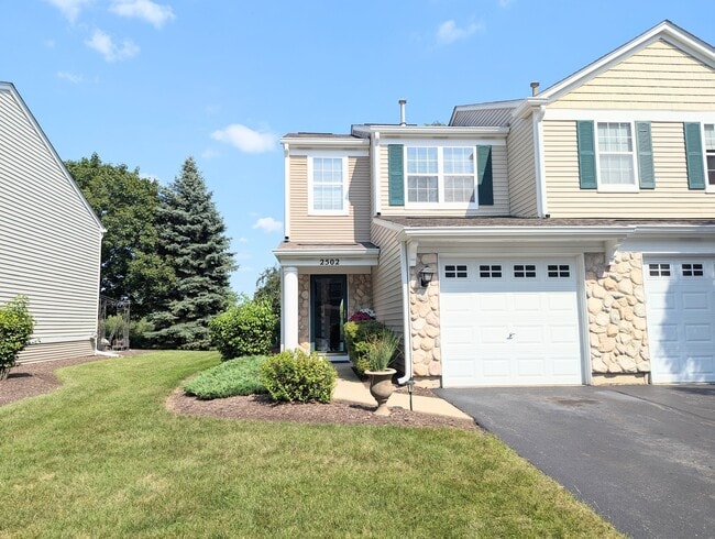 Primary Photo - 2502 Oak Tree Ln