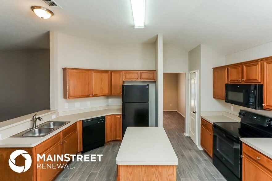 Building Photo - 1146 Weaver St