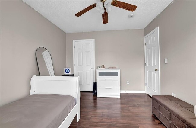 Building Photo - 13300 Morris Rd