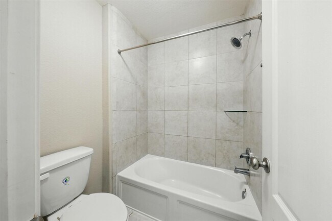 Building Photo - 29135 Brooks Valley Dr