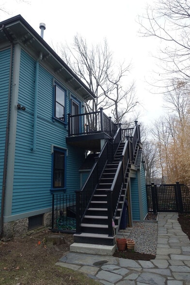 Building Photo - 115 Sedgwick St