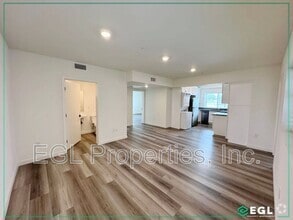 Building Photo - 10505 Hawthorne Blvd