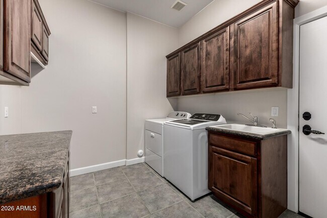 Building Photo - 14648 N Del Cambre Ave