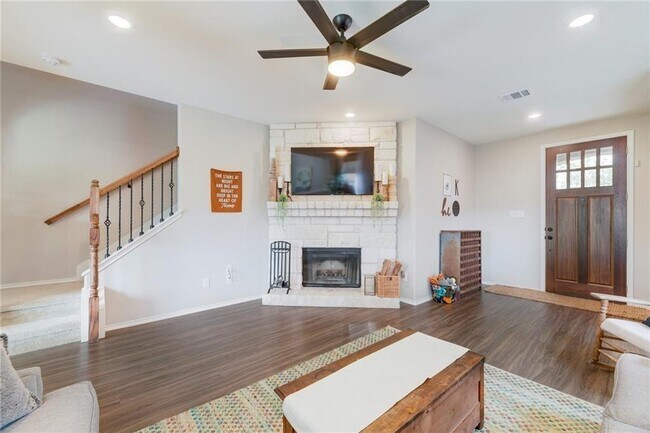 Building Photo - 205 Tordesillas Dr