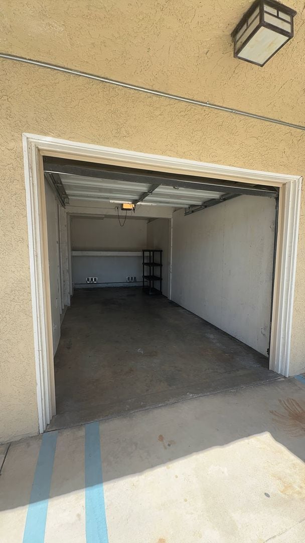Building Photo - 17762 Paseo Cir