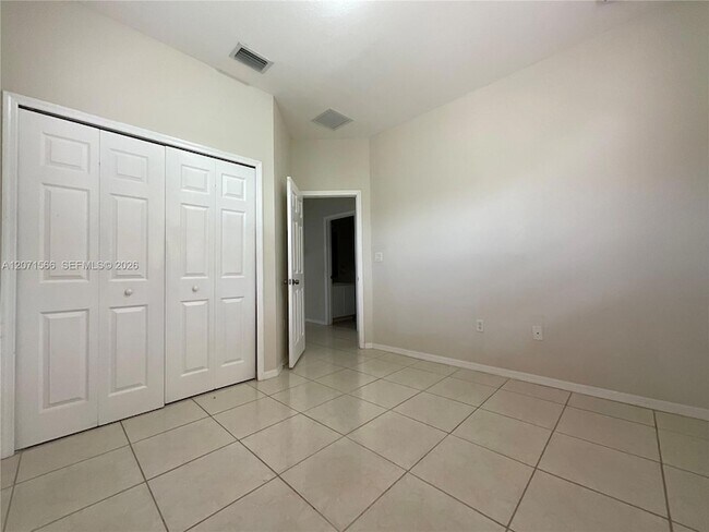 Building Photo - 15285 SW 88th Terrace