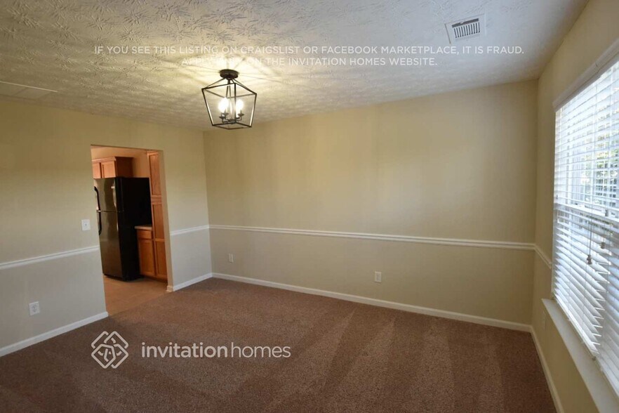 Building Photo - 830 Creek Cove Way