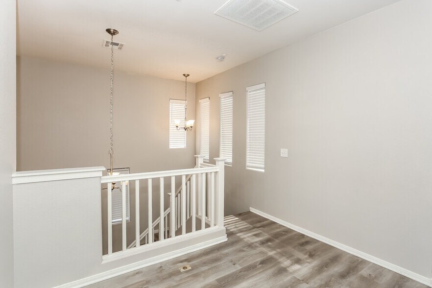 Building Photo - 8928 Brentwood Grove Ct