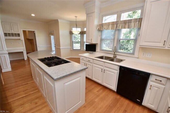 Building Photo - 1514 Bordeaux Pl