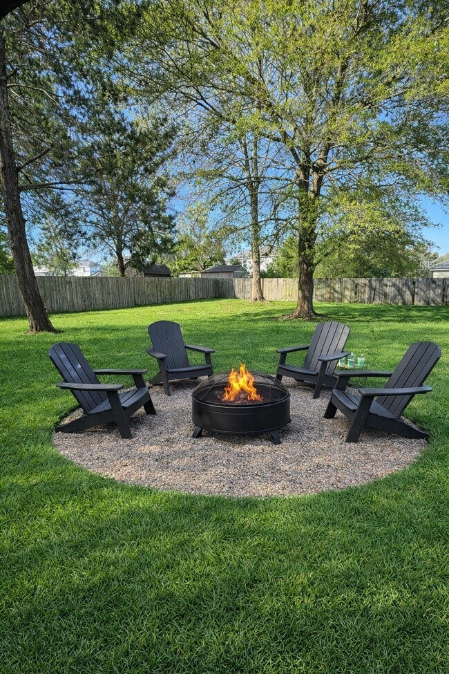 Building Photo - 13952 Buckskin Dr