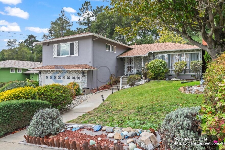 Building Photo - 4847 Stacy St