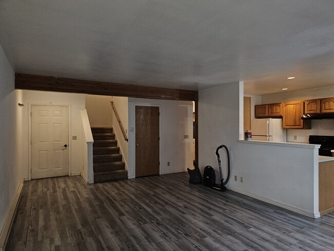 Building Photo - 1070 Elk Run Ln