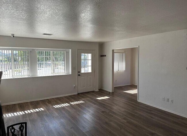 Building Photo - 13027 Gridley St