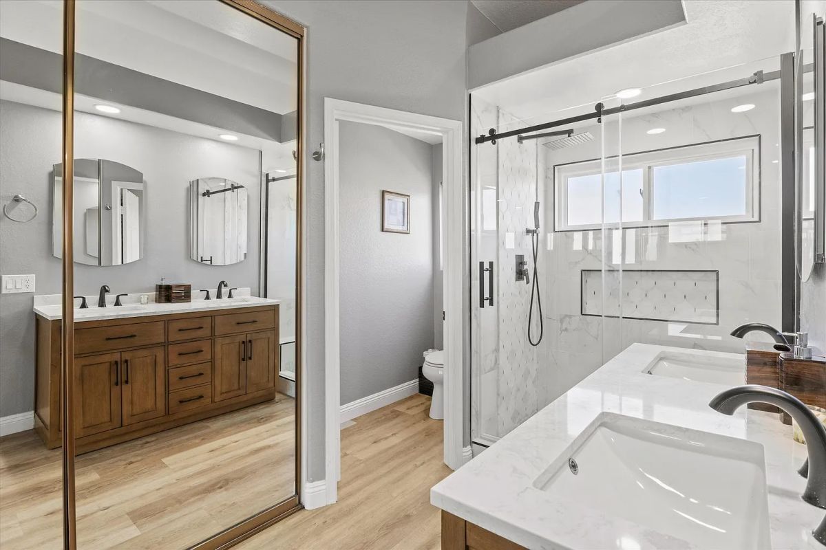 Building Photo - 3718 Via Las Villas