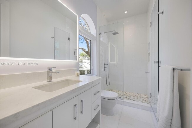 Building Photo - 2760 Brickell Ct