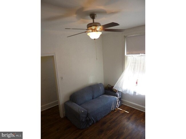 Building Photo - 428 N 31st St