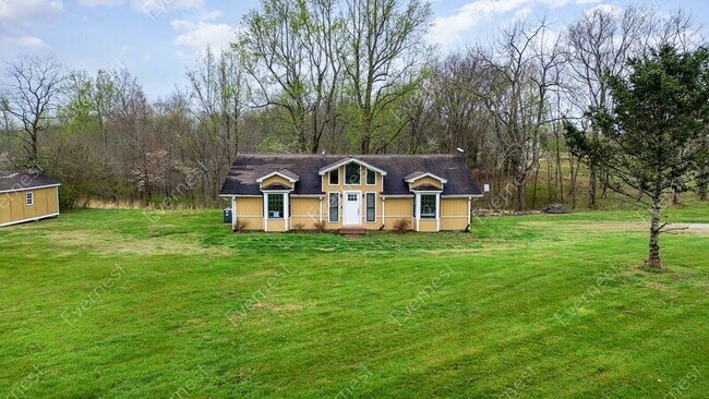 Building Photo - 7929 Daugherty-Capley Rd