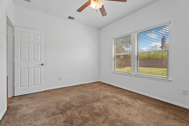 Building Photo - 12230 Turchin Dr