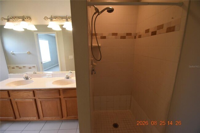 Building Photo - 556 Black Lion Dr NE