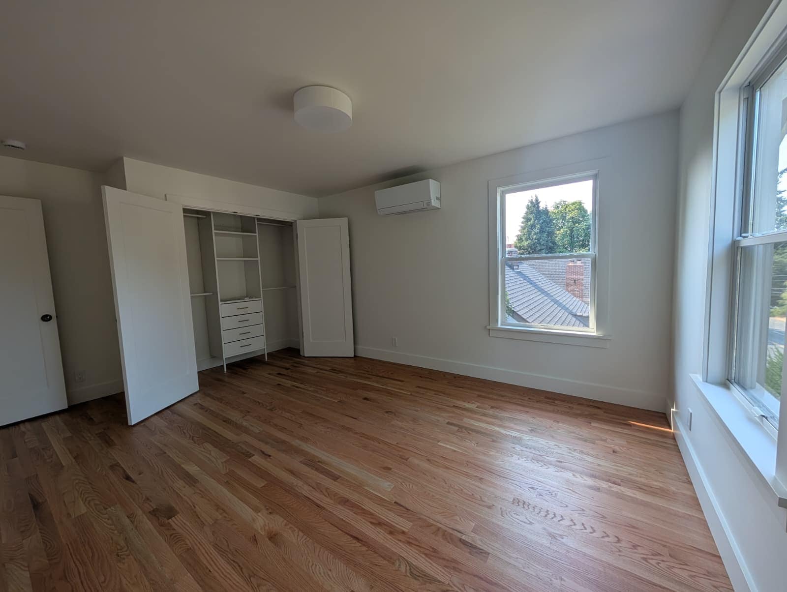 Building Photo - 5714 25th Ave NE