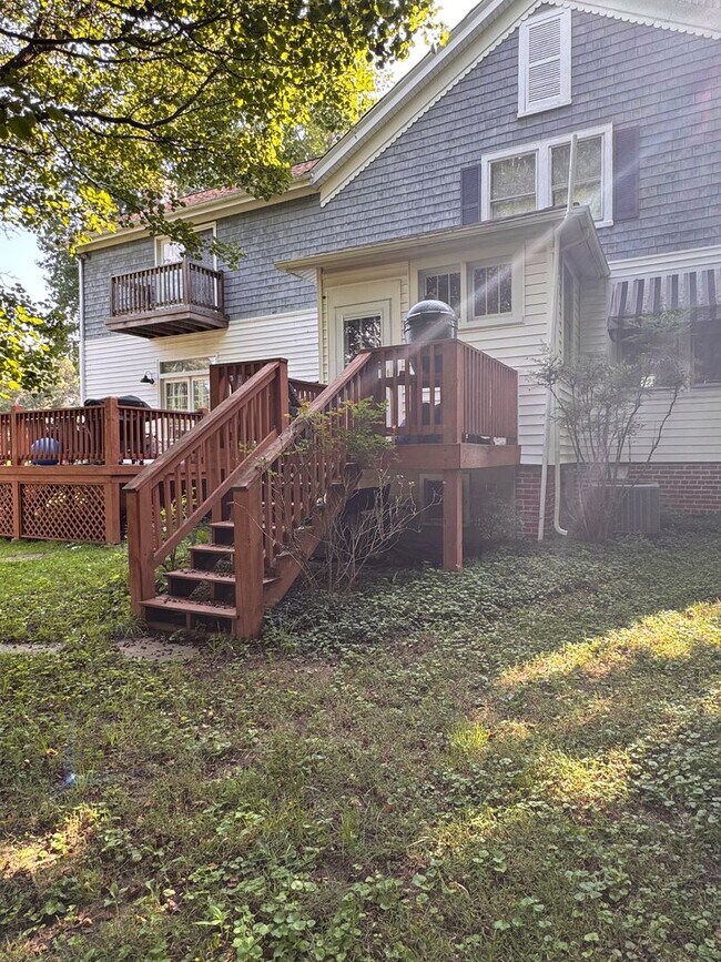 Building Photo - 4 Bedroom || 3 Bathroom Home on 2 Acres