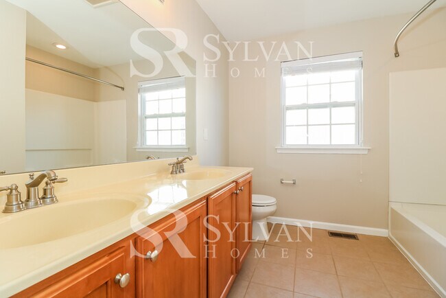 Building Photo - Immerse Yourself in Comfort and Convenience