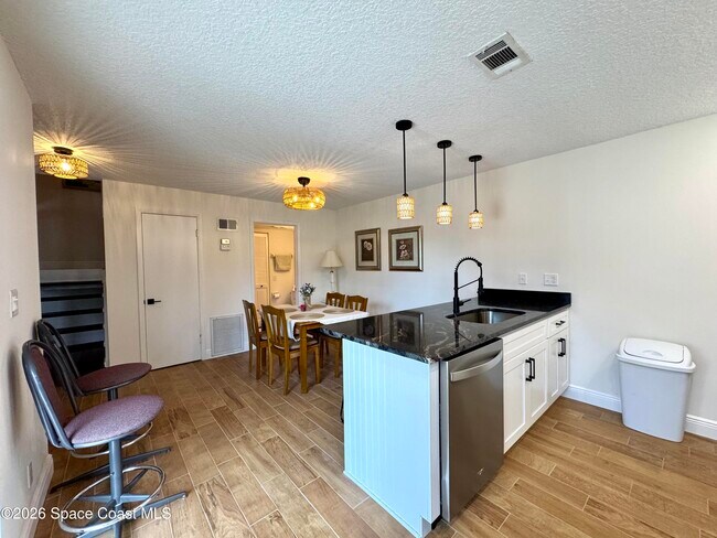 Building Photo - 3274 Sand Ct